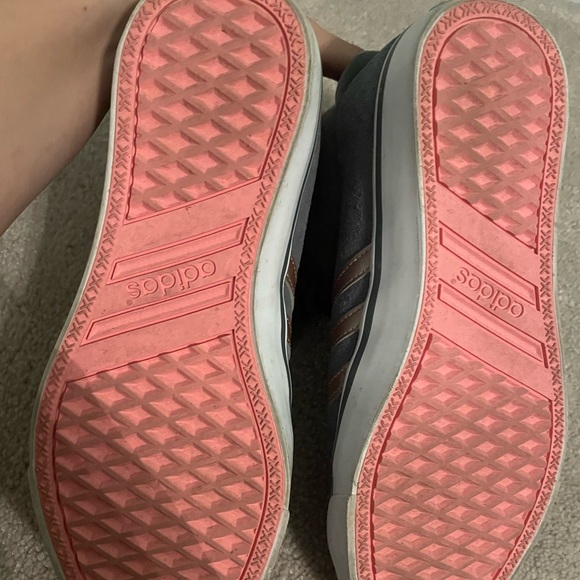 Adidas high tops - Picture 6 of 6